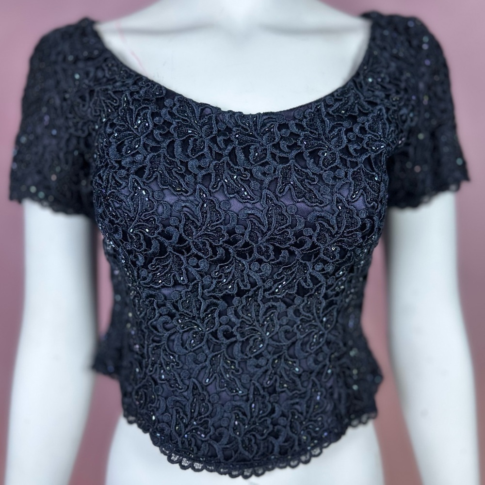 HTF Carmen Marc Valvo Petite beaded blue short-sleeve formal top, size 6 - Picture 4 of 16
